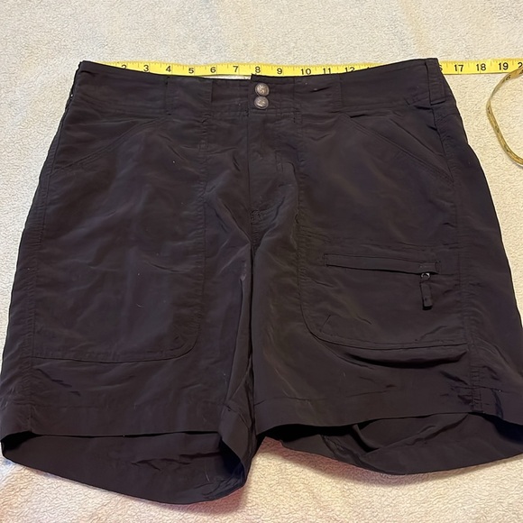 Bimini Bay Outfitters black cargo shorts - Picture 2 of 7